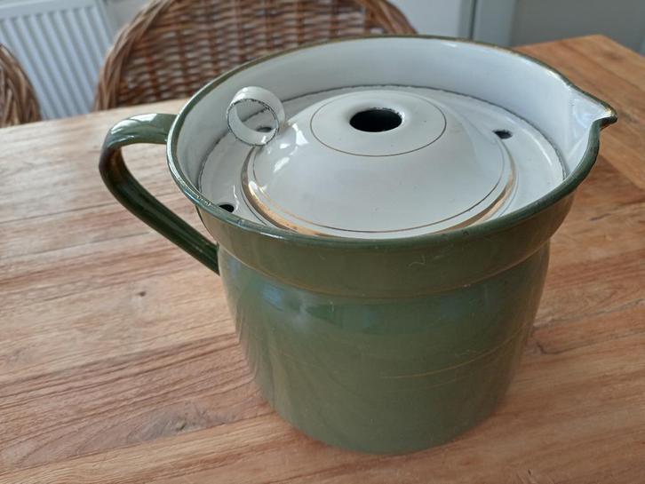 emaille groene melkkan/koker met gouden bies, Antiek en Kunst, Antiek | Emaille, Ophalen of Verzenden