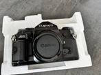 Canon A1 met Canon FD 50mm f1.8 ongebruikt in doos, Audio, Tv en Foto, Fotocamera's Analoog, Ophalen of Verzenden, Zo goed als nieuw