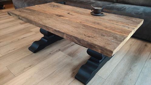 Salontafel koffietafel coffee klooster tafel table rustiek, Huis en Inrichting, Tafels | Salontafels, Zo goed als nieuw, Minder dan 50 cm