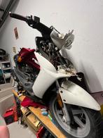 Jog R project met veel onderdelen, Fietsen en Brommers, Scooters | Yamaha, JogR of RR, Tweetakt, Gebruikt, Maximaal 45 km/u