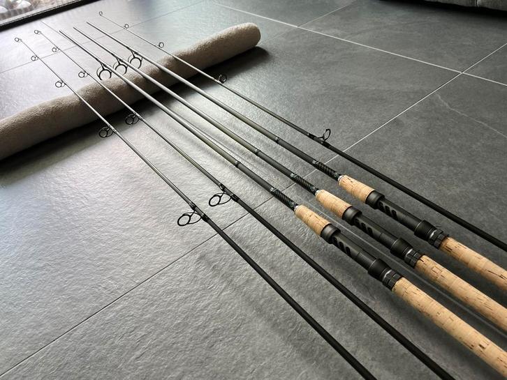 3 x Poeli’s Rods Requiem 12ft Cork 2,75lbs ZEER NETTE STAAT!, Watersport en Boten, Hengelsport | Karpervissen, Zo goed als nieuw