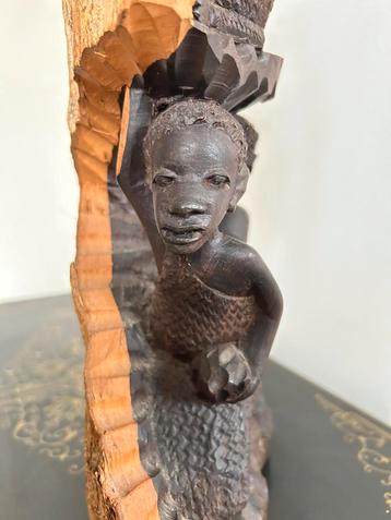 En prachtige Makonde familiestamboom van African blackwood beschikbaar voor biedingen