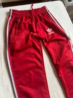 Adidas mooie  rode trainingsbroek maat M. zgan, Kleding | Dames, Sportkleding, Adidas, Ophalen of Verzenden