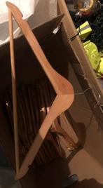 Houten kledinghangers - Set, Kleding | Dames, Kledinghangers, Ophalen, Zo goed als nieuw, Hout, Kinderen en Volwassenen