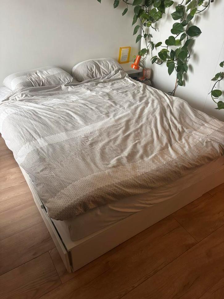 Nordli Bed 160x200 - IKEA Bedframe, Huis en Inrichting, Slaapkamer | Bedden, Zo goed als nieuw, Tweepersoons, 160 cm, 200 cm, Hout