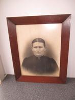 afbeelding vrouw in eiken lijst, Antiek en Kunst, Curiosa en Brocante, Ophalen of Verzenden