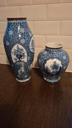 Twee antieke Delfts blauw vazen zie omschrijving, Antiek en Kunst, Ophalen of Verzenden
