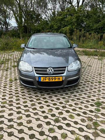 Volkswagen Jetta 1.4 TSI 103KW DSG 2007 Grijs beschikbaar voor biedingen