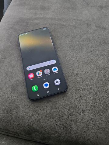 Samsung Galaxy S22+ 256GB beschikbaar voor biedingen