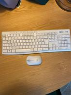 AZERTY keyboard, like new. Never used the mouse, Azerty, Ophalen of Verzenden, Zo goed als nieuw
