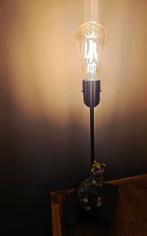 Metalen tafellamp met bronzen luipaard, Ophalen of Verzenden, Zo goed als nieuw, Metaal, Minder dan 50 cm