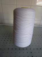 koon overlockgaren- bauschgarn wit, Hobby en Vrije tijd, Naaien en Fournituren, Ophalen of Verzenden, Zo goed als nieuw, Garen of Naald(en)