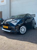 Toyota Aygo X-Play -5 Deurs - 2019 -Airco -Carplay -Camera, Auto's, Voorwielaandrijving, Elektrische ramen, 4 stoelen, Zwart