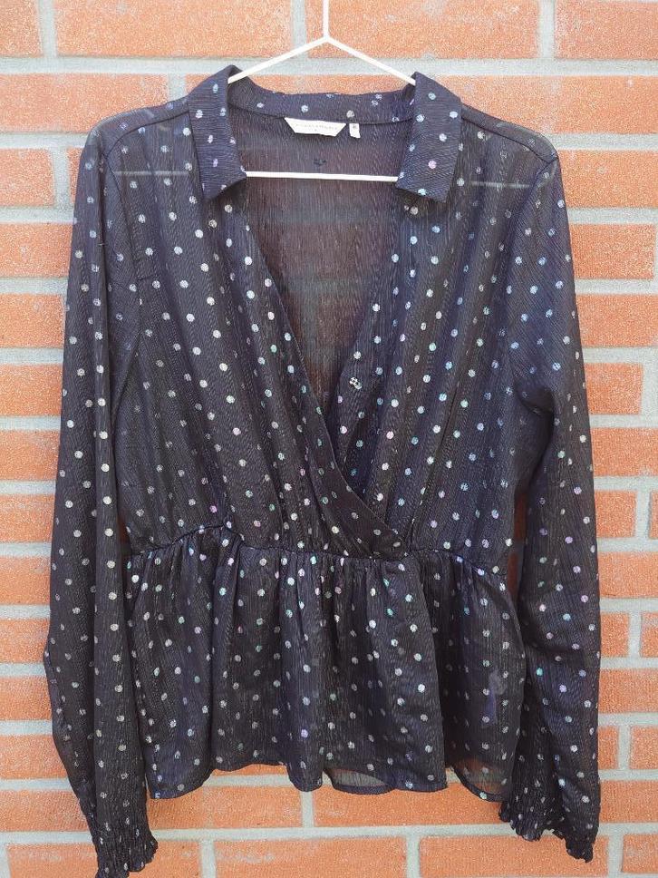 doorschijnend blousje met shiny stippen distrikt the sting m, Kleding | Dames, Blouses en Tunieken, Zo goed als nieuw, Maat 46/48 (XL) of groter