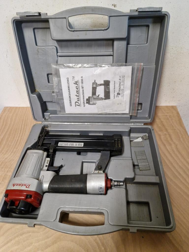 Spijkermachine, Ophalen of Verzenden, Zo goed als nieuw, Kolomboormachine