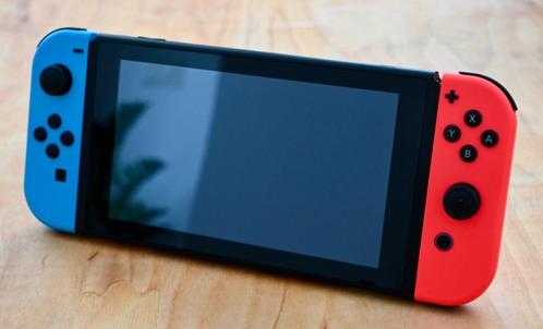 Nintendo Switch Red/Blue met accessoires, Spelcomputers en Games, Spelcomputers | Nintendo Switch, Gebruikt, Switch Original, Met 2 controllers