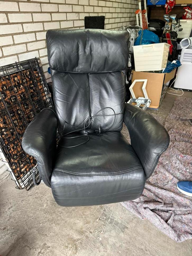 Relaxfauteuil Himolla Easyswing, Huis en Inrichting, Fauteuils, Gebruikt, Leer, 50 tot 75 cm, Ophalen