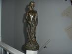 antiek brons beeld  vrouw met  olie kruik gesigneerd  e m, Antiek en Kunst, Ophalen of Verzenden