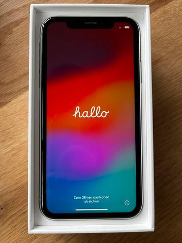 iPhone XR 128 GB wit beschikbaar voor biedingen