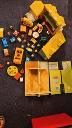 Fisher-price school, schoolbus, huis met toebehoren, Ophalen of Verzenden, Poppenhuis