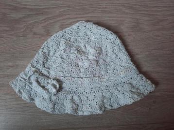 Zara Schattige Broderie Zomerhoed 50 cm. beschikbaar voor biedingen