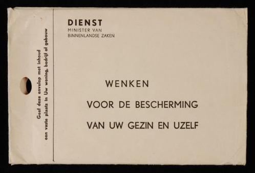 Wenken voor de bescherming van uw gezin en uzelf, Boeken, Geschiedenis | Vaderland, Zo goed als nieuw, 20e eeuw of later, Verzenden