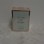 La Vie Est Belle, Verzenden, Zo goed als nieuw