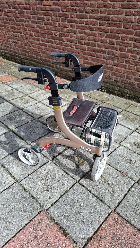 Rollator Nitro Drive XS, Diversen, Rollators, Gebruikt, Lichtgewicht, Opvouwbaar, Ophalen