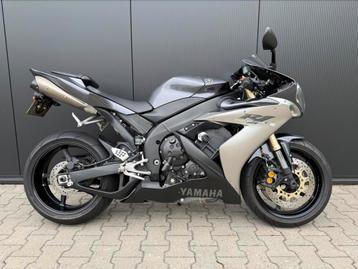 Nette Yamaha R1 uit 2004 - 172 PK - 1 Eigenaar - Beurt beschikbaar voor biedingen