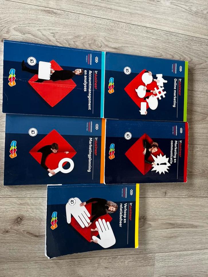 Schoolboeken Junior Accountmanager MBO, Boeken, Schoolboeken, Nieuw, Economie, Ophalen of Verzenden