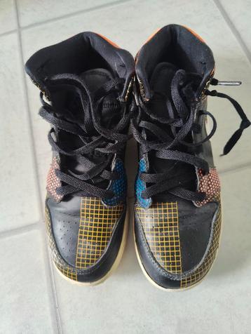 Nike Jordan 1 schoenen  maat 37.5 beschikbaar voor biedingen