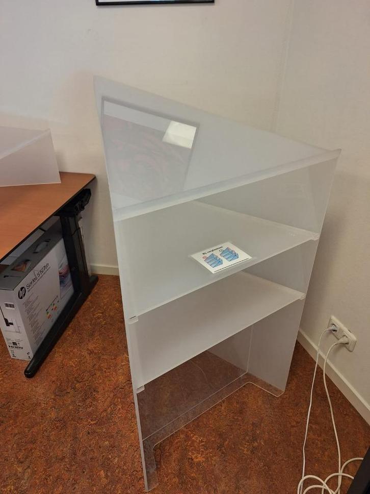 Lessenaar/spreekgestoelte gratis af te halen, Huis en Inrichting, Overige Huis en Inrichting, Zo goed als nieuw, Ophalen