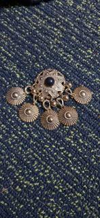 Vintage Broche met Bloemmotief, Sieraden, Tassen en Uiterlijk, Broches, Brons, 4 tot 7 cm, Gebruikt, Ophalen of Verzenden