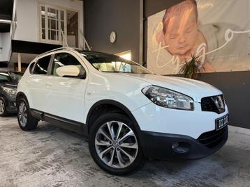 Nissan Qashqai 1.6 Connect Edition, cruisecontrol, trekhaak, beschikbaar voor biedingen