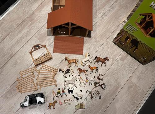 Schleich stal met paarden en accessoires, Kinderen en Baby's, Speelgoed | Overig, Gebruikt, Jongen of Meisje, Ophalen of Verzenden