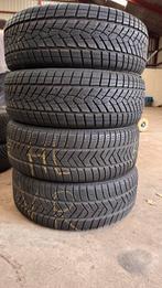 235 60 18 - 2 goodyear + 2 Pirelli- set winterbanden., Auto-onderdelen, Banden en Velgen, 18 inch, Gebruikt, 235 mm, Band(en)