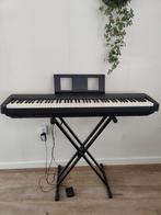 Elektrische piano Yamaha P-45B met standaard, Muziek en Instrumenten, Keyboards, Gebruikt, 88 toetsen, Yamaha, Ophalen of Verzenden