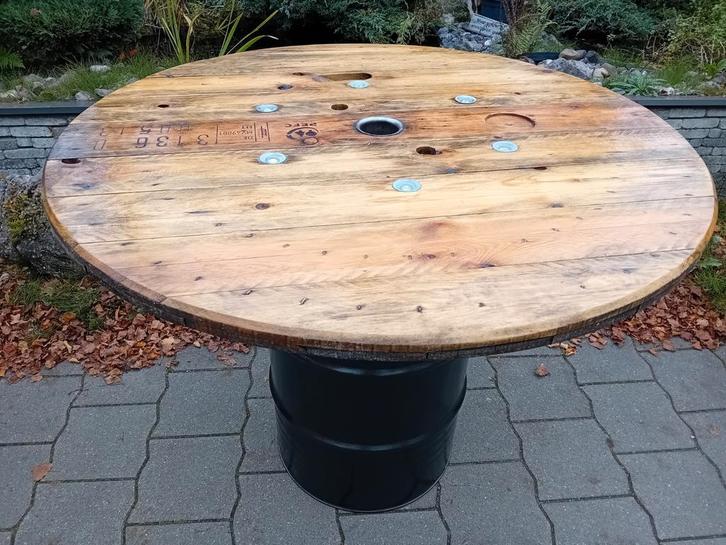 Statafel van olievat, Tuin en Terras, Tuintafels, Zo goed als nieuw, Rond, Hout, Ophalen of Verzenden