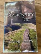 Glastonbury Tor Leanne Hardy, Ophalen of Verzenden, Zo goed als nieuw, Europa overig, Leanne Hardy