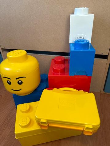Lego opbergbakke beschikbaar voor biedingen