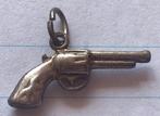 Zilveren kettinghanger 0.925 revolver pistool pistol wapen, Verzamelen, Militaria | Algemeen, Nederland, Overige typen, Ophalen of Verzenden