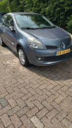 Renault Clio 1.6 16V 82KW AUTOMAAT 2006 94000KM !!, 535 kg, 4 cilinders, Blauw, Origineel Nederlands