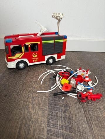 Playmobil, brandweerwagen beschikbaar voor biedingen