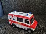 20 Ambulance schaalmodellen in 1:87, Ophalen of Verzenden, Zo goed als nieuw, Auto