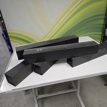 5 metalen kokers 100x100 mm / lengte 68 cm / dikte 2 mm beschikbaar voor biedingen