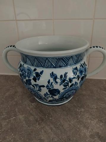 Delfts Blauwe Bloempot met Oor beschikbaar voor biedingen
