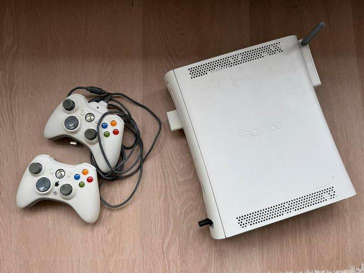 Xbox 360 met games en accessoires, Spelcomputers en Games, Games | Xbox 360, Gebruikt, Overige genres, 3 spelers of meer, Vanaf 3 jaar