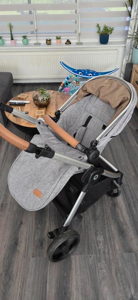 Qute Q-Move 2-in-1 Kinderwagen + Regenhoezen, Kinderen en Baby's, Kinderwagens en Combinaties, Ophalen