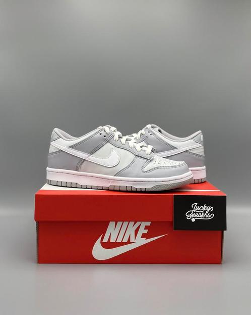 Nike Dunk low Two-Toned Grey 38,5, Kleding | Dames, Schoenen, Nieuw, Sneakers of Gympen, Grijs, Ophalen of Verzenden