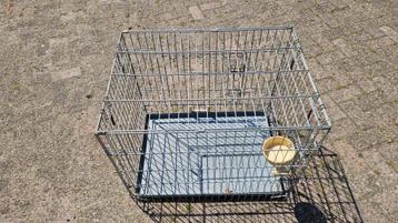 Honden bench beschikbaar voor biedingen